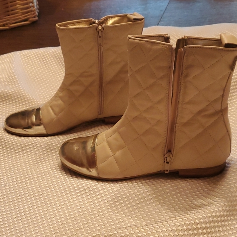 Girls Leather Quilted Boots
